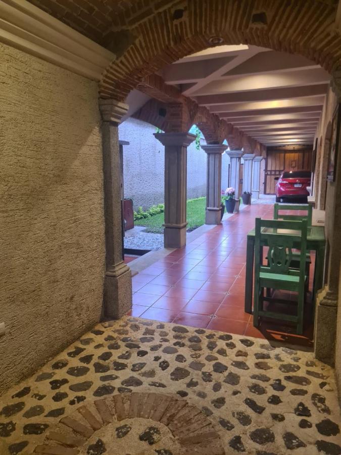 Casa Miranda Hotel Antigua Bagian luar foto
