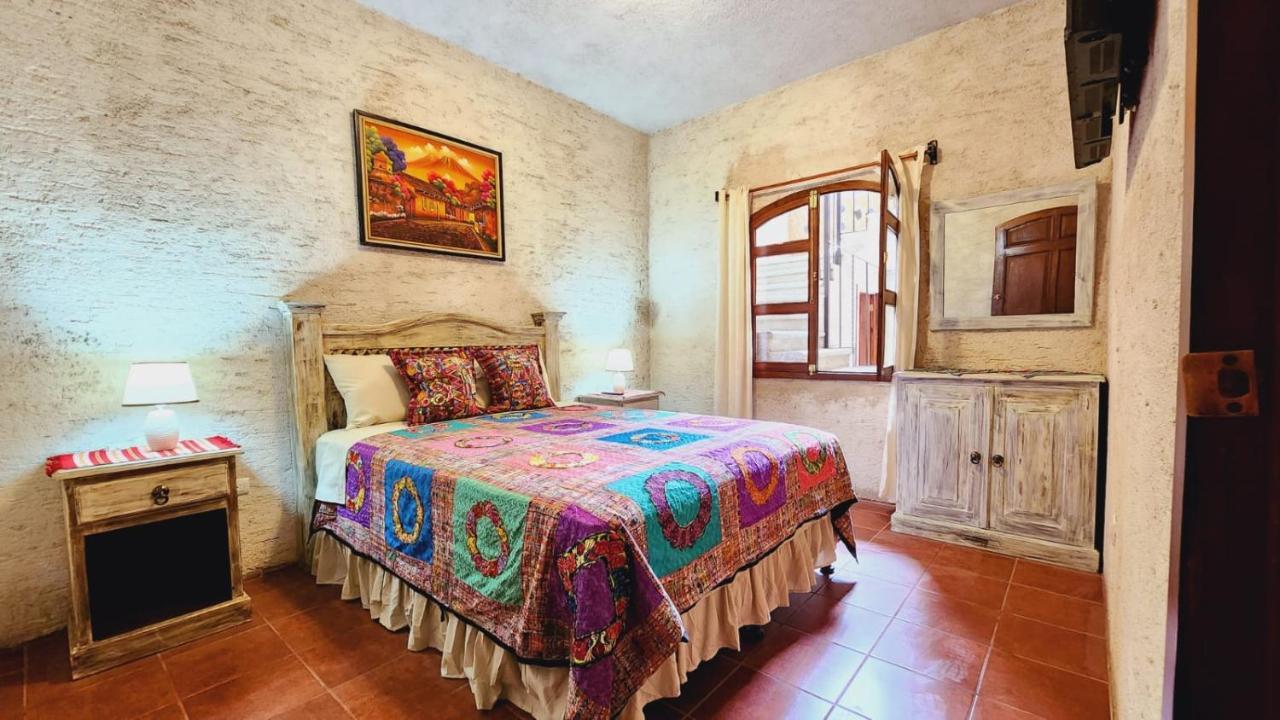 Casa Miranda Hotel Antigua Bagian luar foto