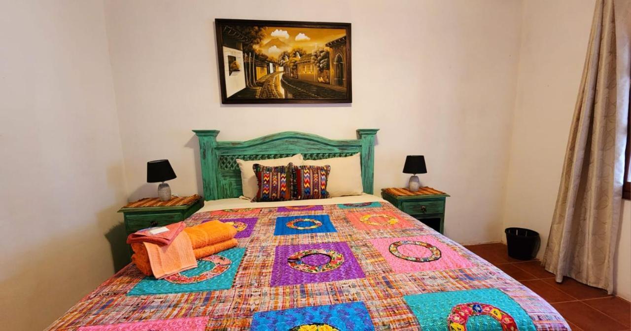 Casa Miranda Hotel Antigua Bagian luar foto